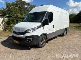 Kassebil Iveco 35s18, 3,0D 12m3 aut