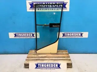 New Holland TX68 Dør L. 84607347