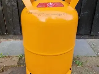 Gasflaske, 11 kg gasflaske ny, fyldt og plomberet.