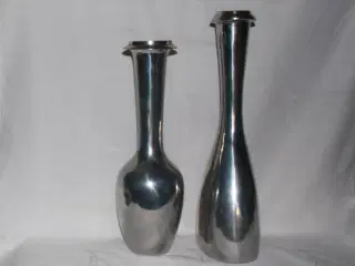 2 vaser af rustfrit stål