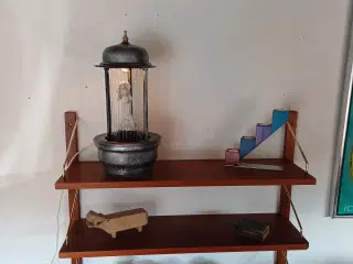 Vintage olie regns bordlampe. 