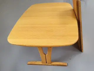 Spisebord