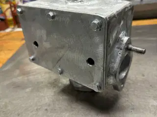 Manifold til Marstalmotor til 5 og 6 hk ny