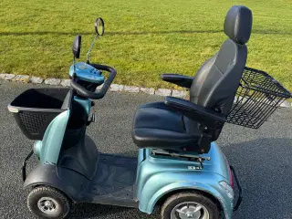 El scooter E-Force SCE 340