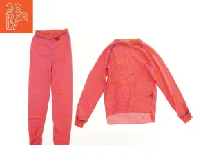 Skiundertøj. Stribet sæt med bluse og bukser fra Alpine (str. 152)