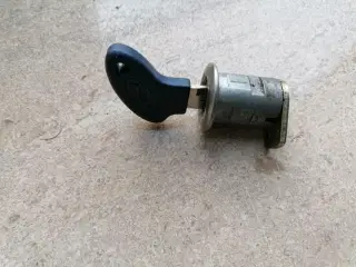 Sædelås for PGO Scooter