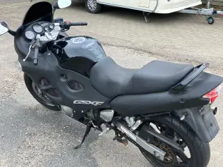 Suzuki GSX 600 F