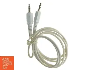 Hvid audiokabel med 3,5 mm stik