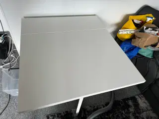Spisebord fra Ikea 