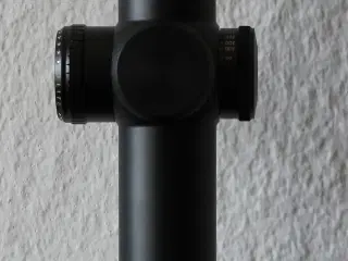 Longrange sigtekikkert 4,5-30x50