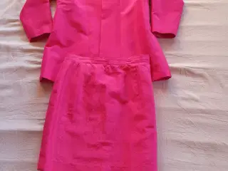Thai silke jakke med nederdel