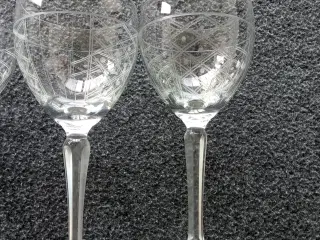 7 pæne glas.