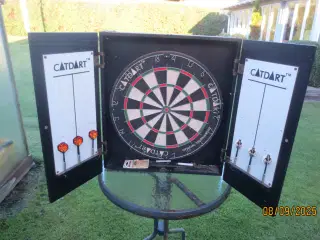1 stk Dartspil i Skab