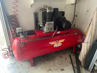 Reno Model 960/325 7,5 HK Kompressor