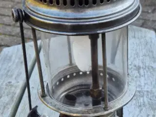 Petroleumslampe, Krom