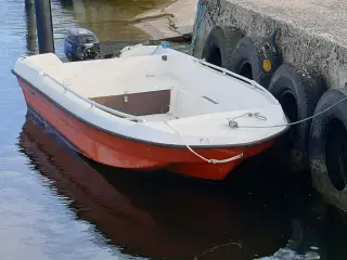 Lohi 15 trimaran jolle 
