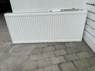 Radiator god stand