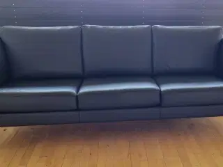 Sort 3 personers sofa 