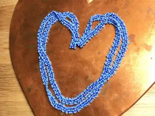 PERLEKÆDE med klare BLÅ PERLER - GLASPERLER