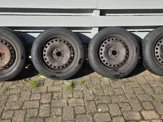 Ford C Max Barum Polaris 5 Vinterdæk med Fælge