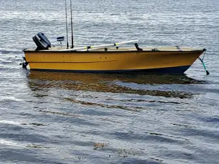 Jolle, 4 hk Yamaha motor & Variant trailer