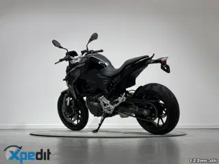 BMW F 900 R