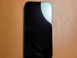 Iphone 15 sælges pris 2800kr eller giv bud