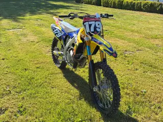 Suzuki RMZ 250