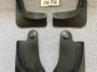STÆNKLAPPER/MUD FLAPS TIL TESLA Y