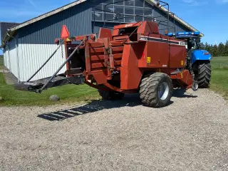 Minibig presser Hesston 4755