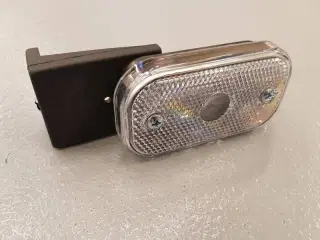 Frontlys til Neptun med holder