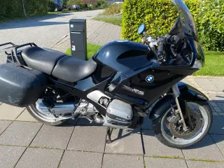 BMW r1100rs med lav km stand