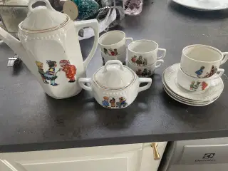 Børne dukke porcelæn kaffekande mm
