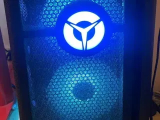 3060TI i7 12700k 16GB DDR5 Ram. 