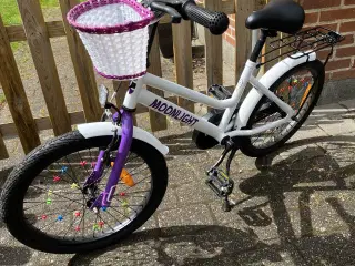 Pæn pige cykel