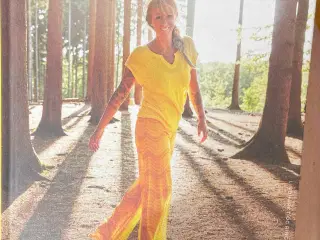 Se mor, jeg danser / Puk Elgård
