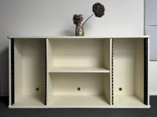 GRATIS - Custom møbel med rackskinner