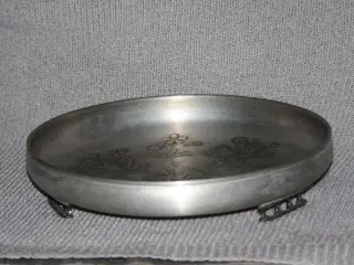EIK Tinn 3042 skål på 3 ben diam. 28 cm