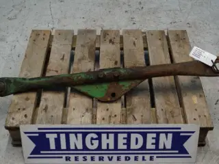 John Deere 2450 L.H. Liftarm AL26683