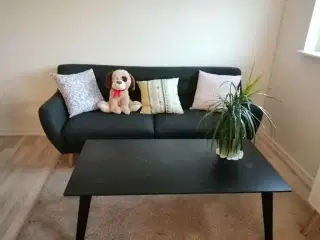 Sofa og sofabord 