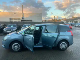 Peugeot 5008 1,6 HDi 112 Active 7prs