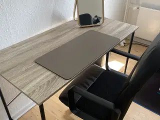 Skrivebord
