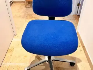 Ergonomisk kontorstol fra Kinnarps – høj kvalitet