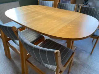 ⭐️ SKOVBY Bord m. 6 Danske Stole (1988)
