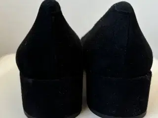 Unisa, pumps, str 41