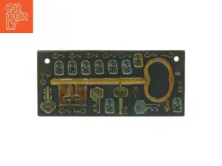 Keramisk nøglebræt væg ophæng med 3 kroge fra Ole Berg Design Danmark (str. 15 x, 7 cm)