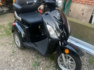 VGA Tres El-scooter