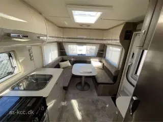 2018 - Fendt Tendenza 515 SF   Fendt Tendenza 515 SF årg. 2018. Mover 4 sovepladser, 5 siddepladser.