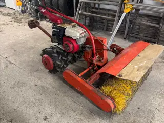 Honda F560 feje kost 