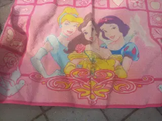 Pink  -lysserødt  stort  .gulv tæppe med Disney  m